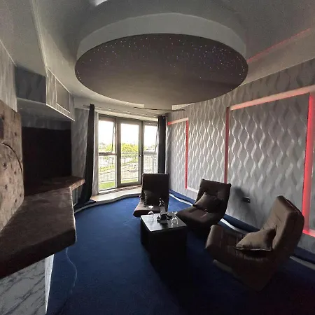 Get Teleported To This Magic World In One Click ! Appartamento Limerick Junction